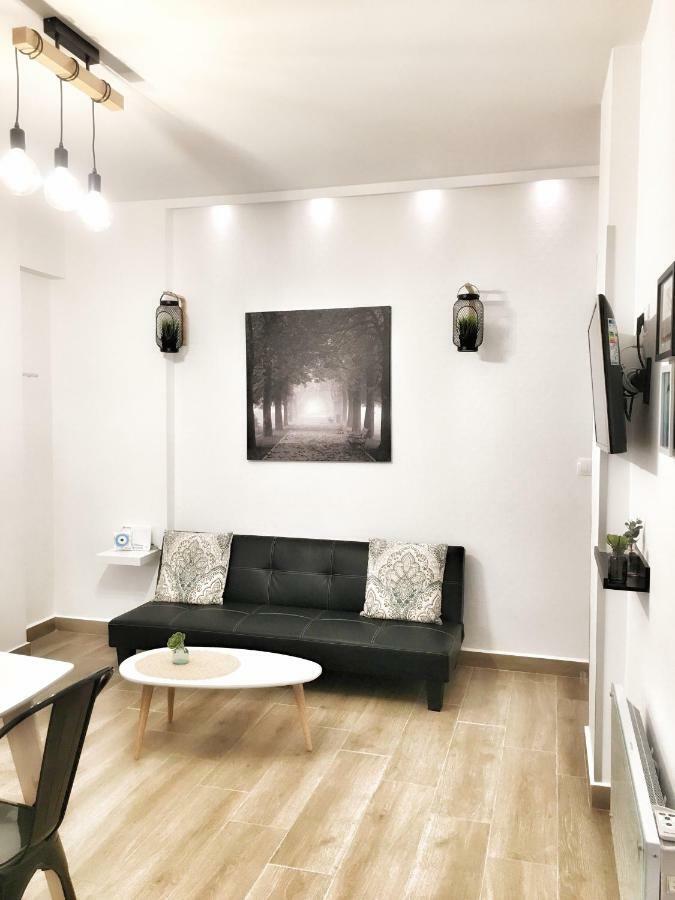 Athina Apartments Atenas Exterior foto